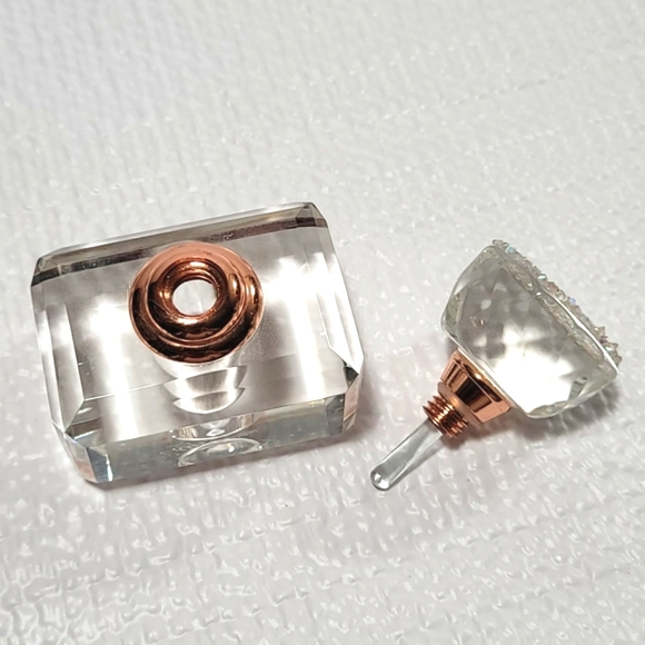 Mini empty clear crystal glass perfume oil Bottle Decor - Picture 5 of 6